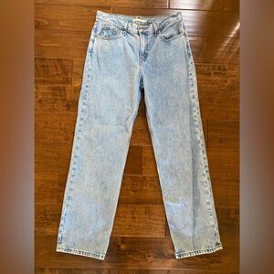 Levi's low pro straight women’s Blue Jeans; 29